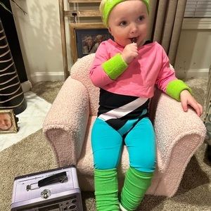 Meet your Posher, Hillary